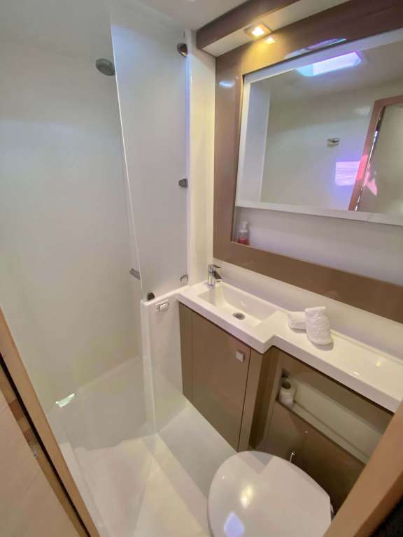 Image of OCEANFRONT PROPERTY yacht #15