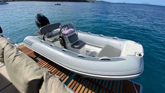 Image of OCEANFRONT PROPERTY yacht #19