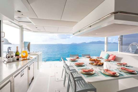 Image of VOYAGE 590e yacht #3