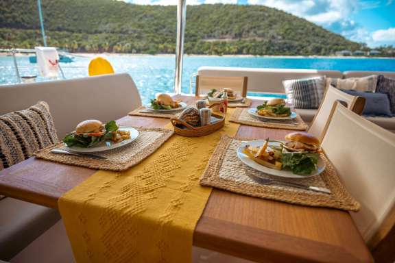 Dive in to SEGUNDO VIENTO!