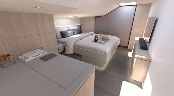 Master king berth guest suite