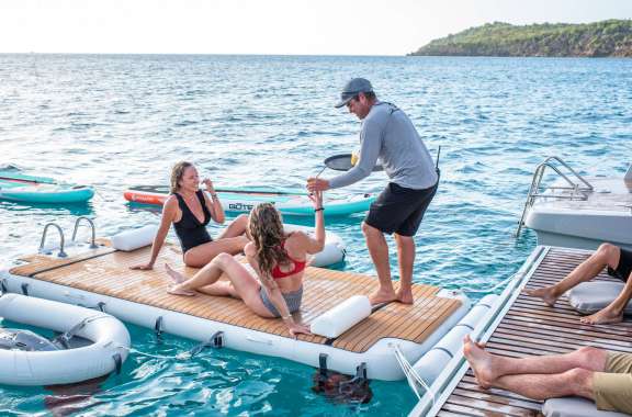 Image of C’EST LA VIE yacht #17