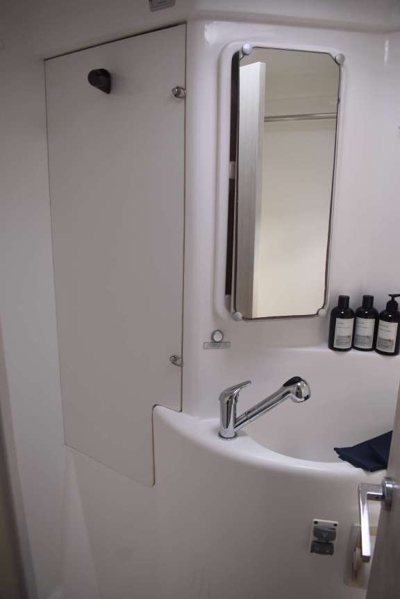 Image of SOL SEEKER yacht #9