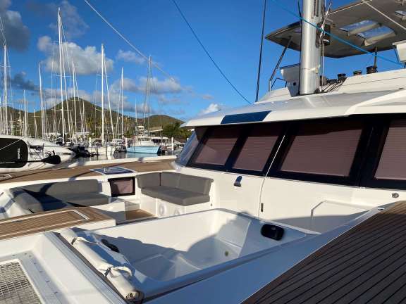 Bow Access from Primary Suite