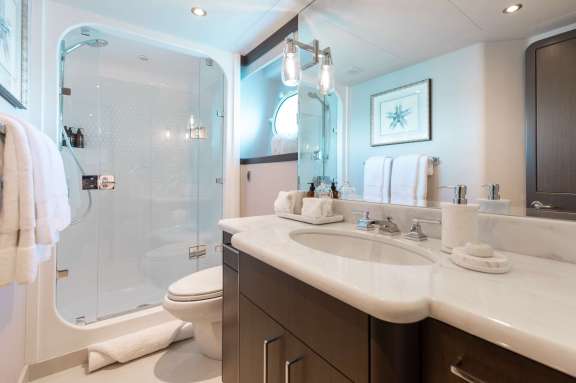 Image of MEMENTO VIVERE yacht #11