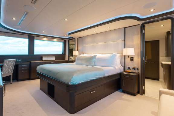 Image of MEMENTO VIVERE yacht #6