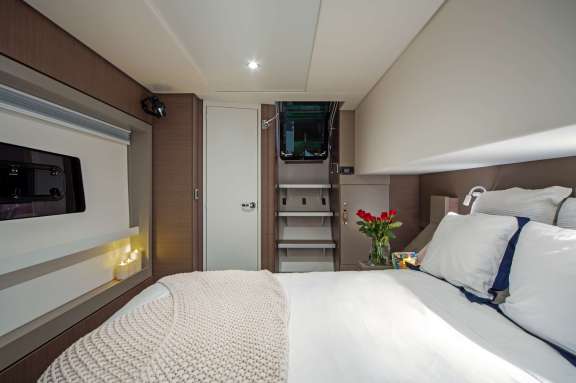 Image of INTERLUDE yacht #7