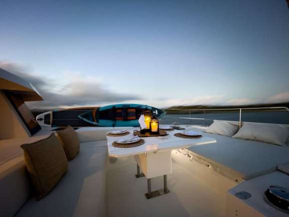 Image of ISLAND KISSES yacht #2