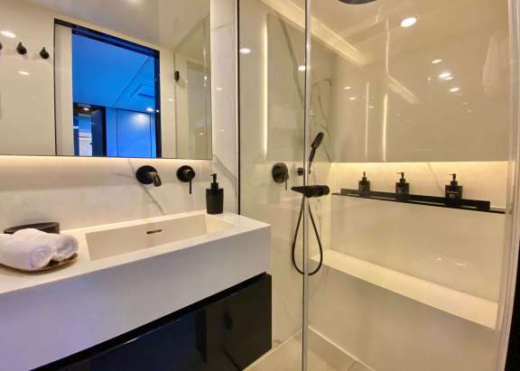 Image of OCEAN VIBES yacht #15