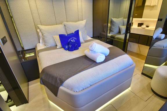 Image of OCEAN VIBES yacht #17