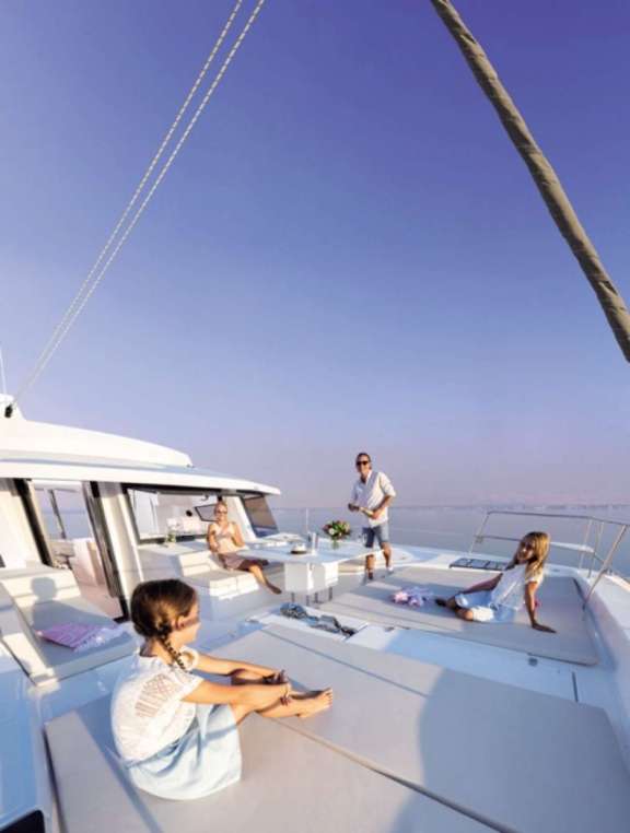 Image of COCKTAILS & DREAMS yacht #11