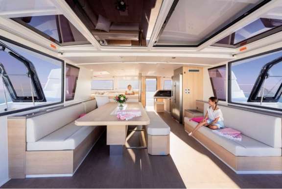 Image of COCKTAILS & DREAMS yacht #2