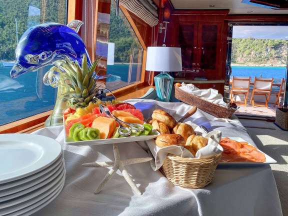 Image of CYNDERELLA yacht #17