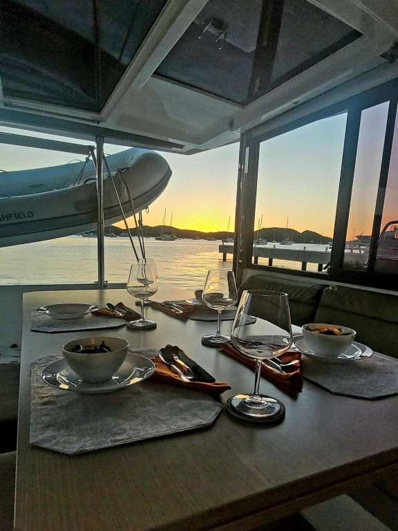 Image of ROMPECABEZA yacht #16