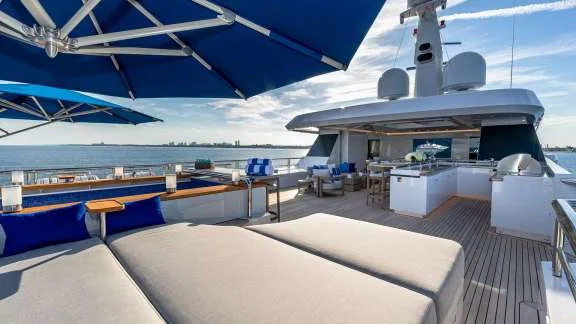Image of TOP FIVE II yacht #18