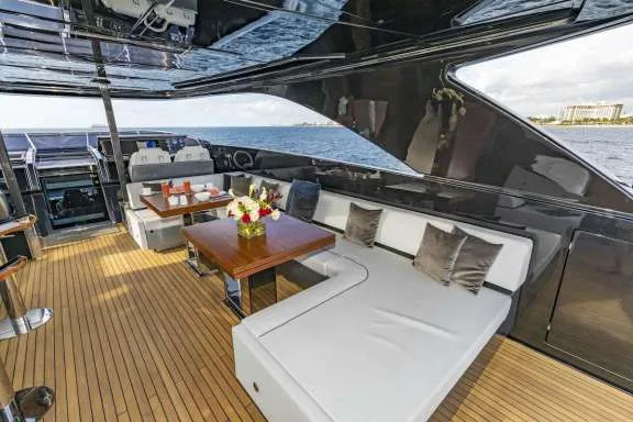 Image of NO SURRENDER yacht #10