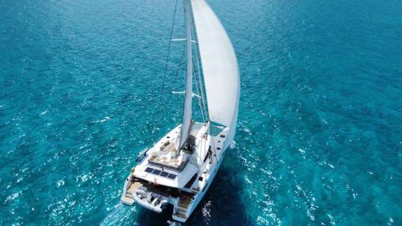 Image of Olivia Charles yacht #15