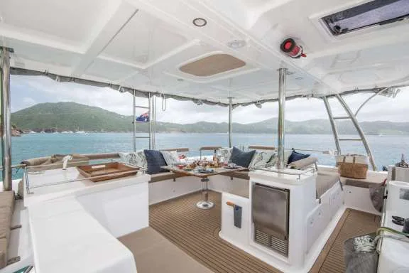Image of TAPAS yacht #6