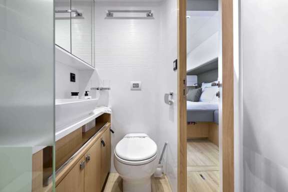 Image of WILD ROSE yacht #17