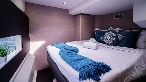 Image of Serenity yacht #6