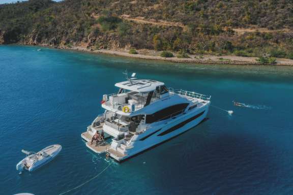 Image of Go Team yacht #18