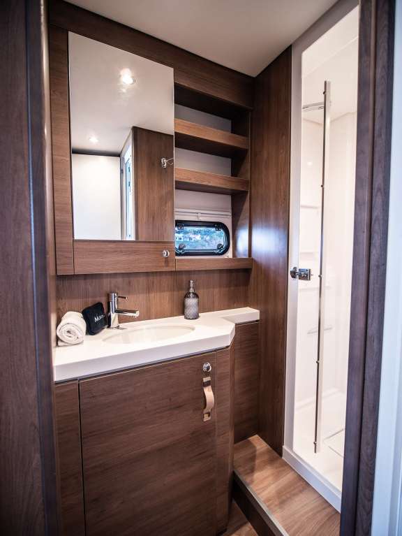 Image of ESCAPADE yacht #7