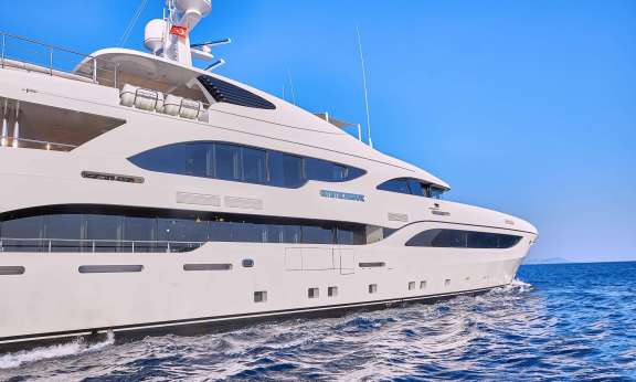 Image of IMMERSIVE yacht #18