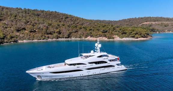 Image of IMMERSIVE yacht #5