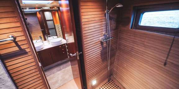 Image of FREE AT LAST yacht #11