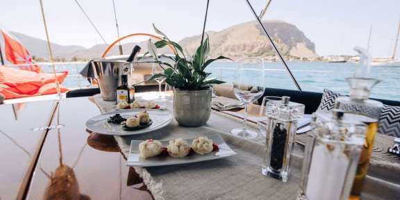 Image of FREE AT LAST yacht #12