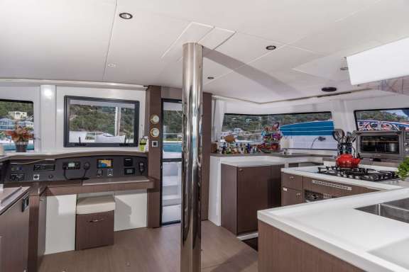 Image of BLUE HORIZON yacht #2