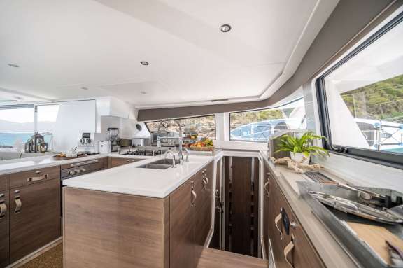 Image of MYSTIC yacht #19