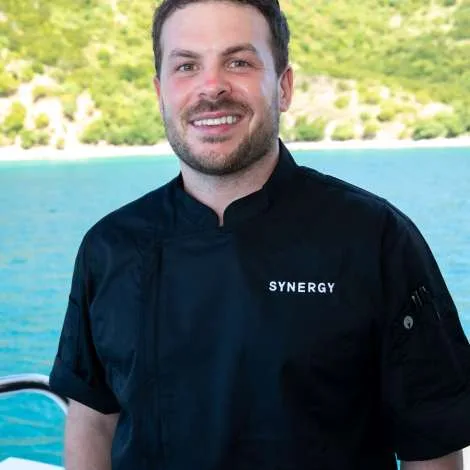 Crew of SYNERGY|Chef