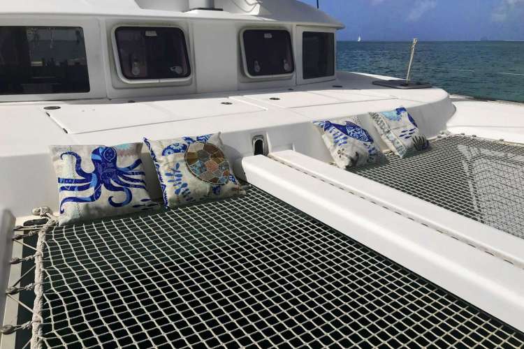 Foredeck tramps and lounging area