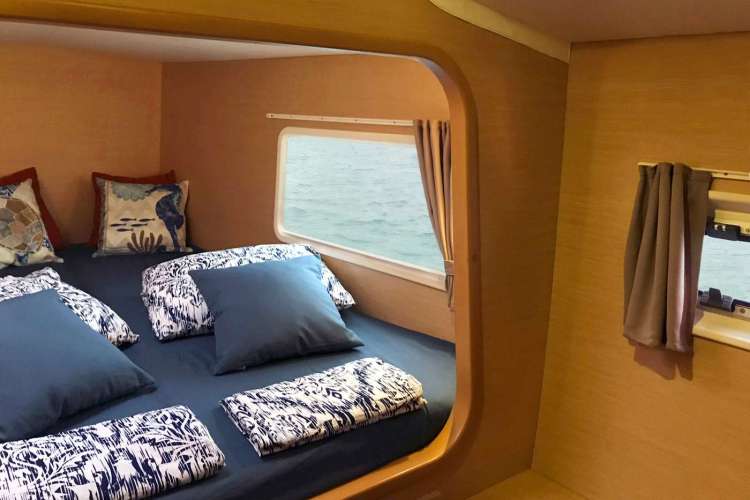Starboard forward guest suite