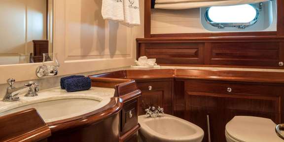 Image of ABUNDANCE yacht #19