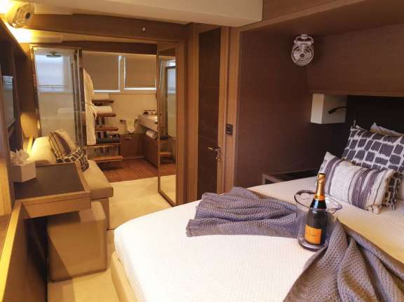 Mare Blu primary cabin