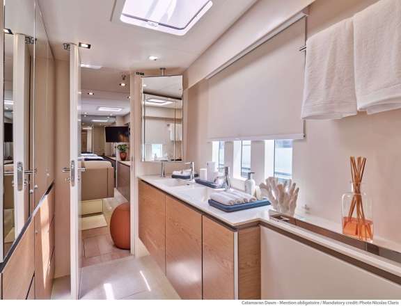 Image of DAWN yacht #7
