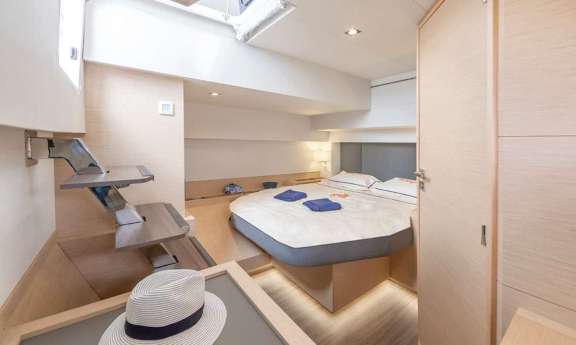 Image of INDULGENCE yacht #17