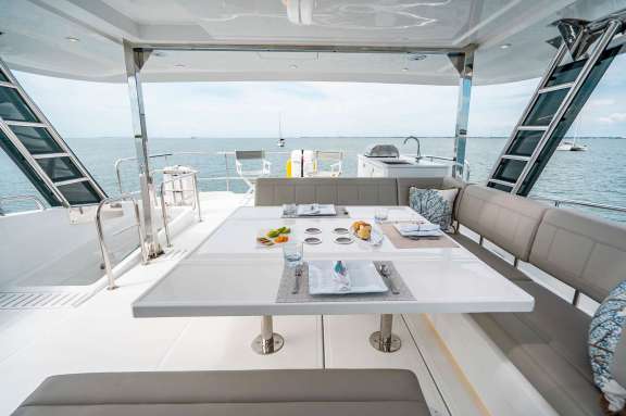 Image of A Yachta Fun yacht #15