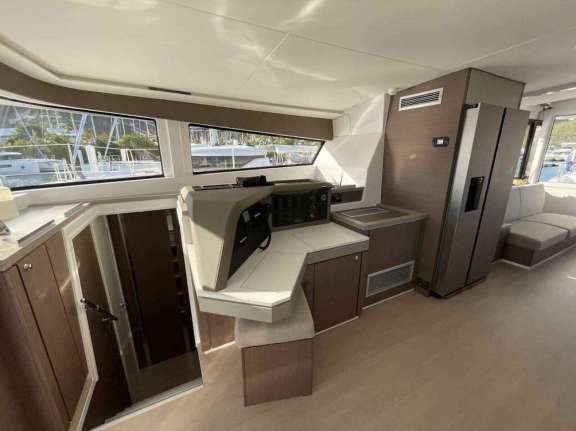 Image of PERMABEAR yacht #10