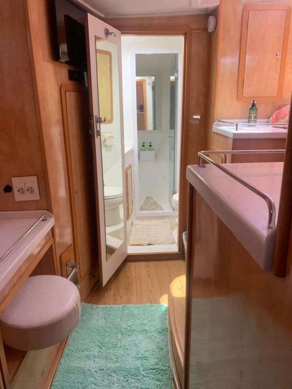 Sailors Shack - 1 dbl, 1 twin bed