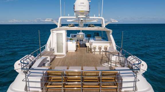 Sundeck with Lounge Chairs, Bar and Dining Area