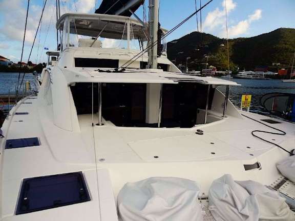 Foredeck and forward cockpit