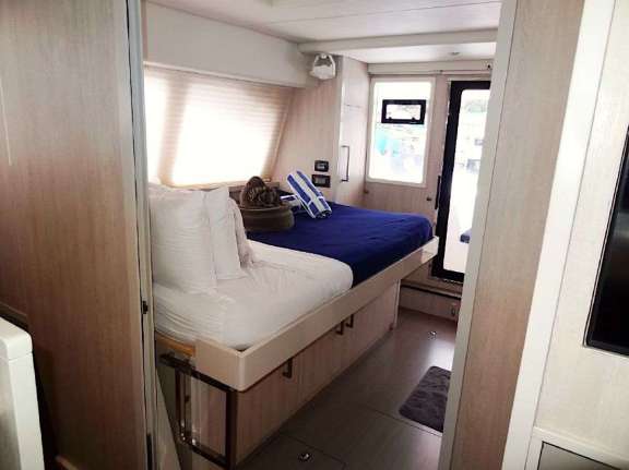 Main deck queen suite