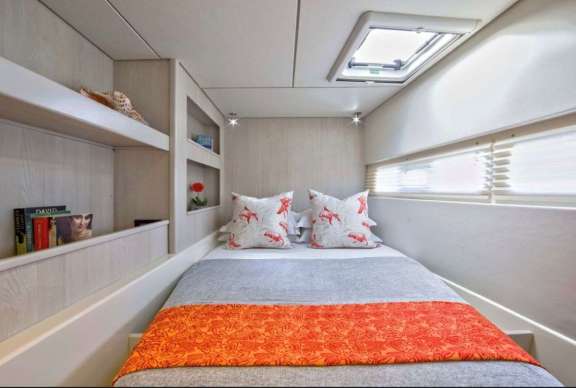 Starboard forward queen suite