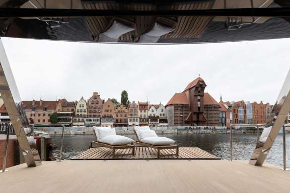 Image of Moon Shadow yacht #16