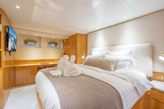 Image of Steeling Time yacht #10