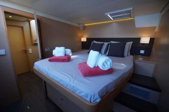 Image of Islas Chafarinas yacht #6