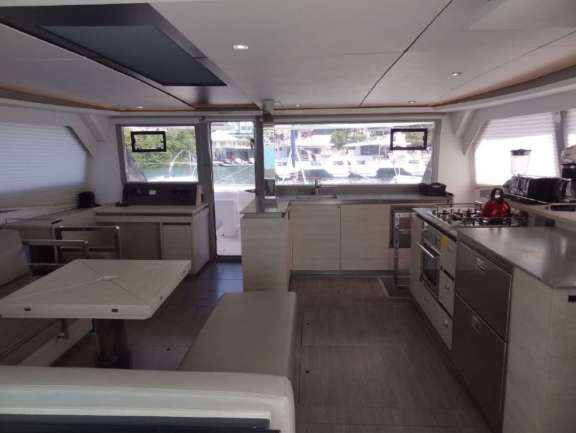 Image of SOGGY DOGGY yacht #8